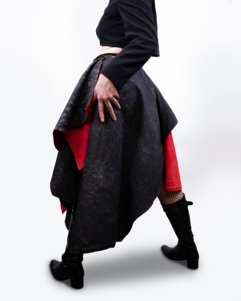 Chained skirt
